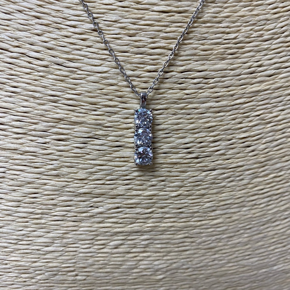 Moissanite 9.26 Sterling with a adjustable chain